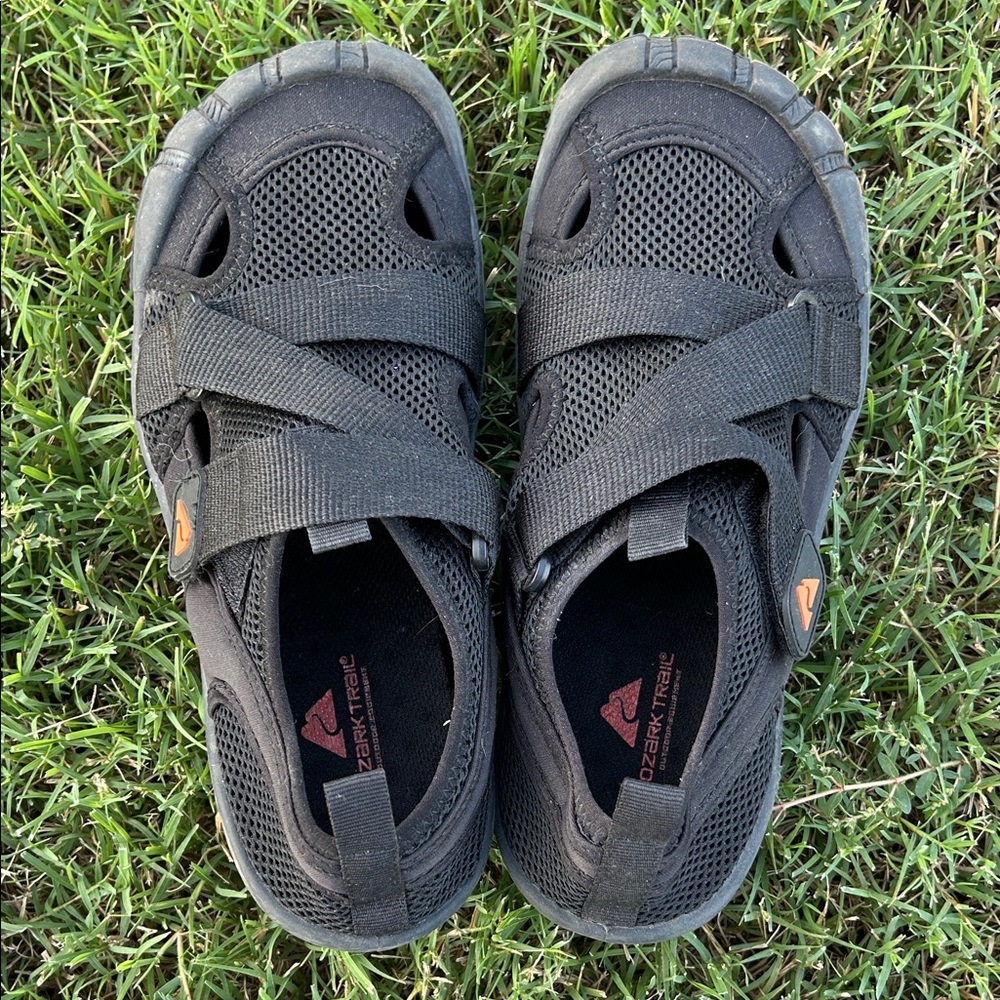 Ozark Trail Black Outdoor Sandals